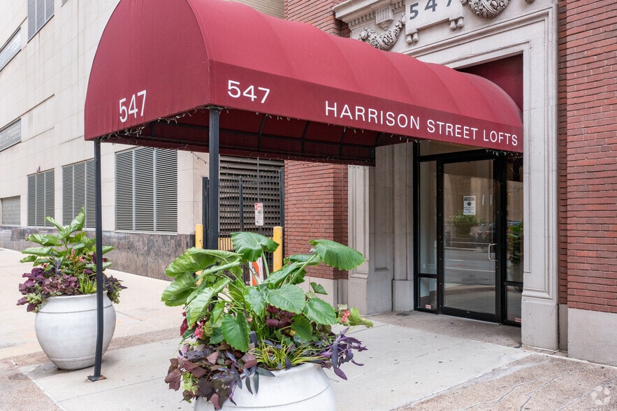 80 W Harrison St, Chicago, IL for lease - Building Photo - Image 3 of 7