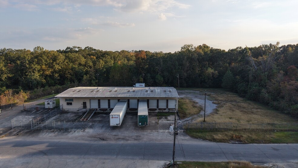 6722 Bicentennial Pl, Baton Rouge, LA for lease - Building Photo - Image 3 of 24