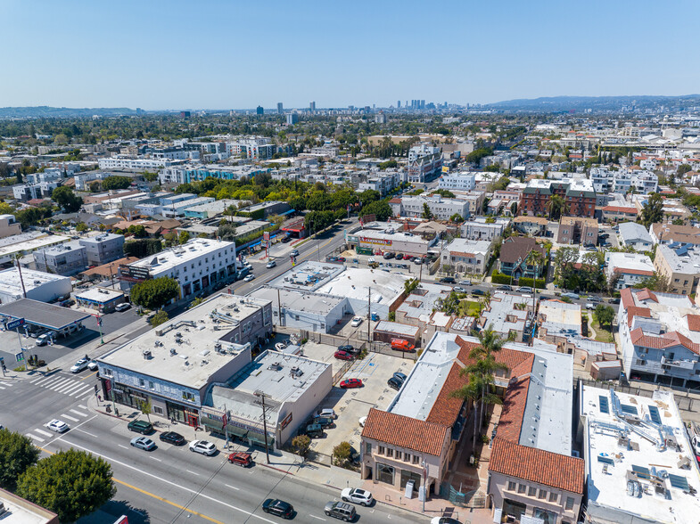 711-715 Western Ave, Los Angeles, CA for sale - Building Photo - Image 1 of 1