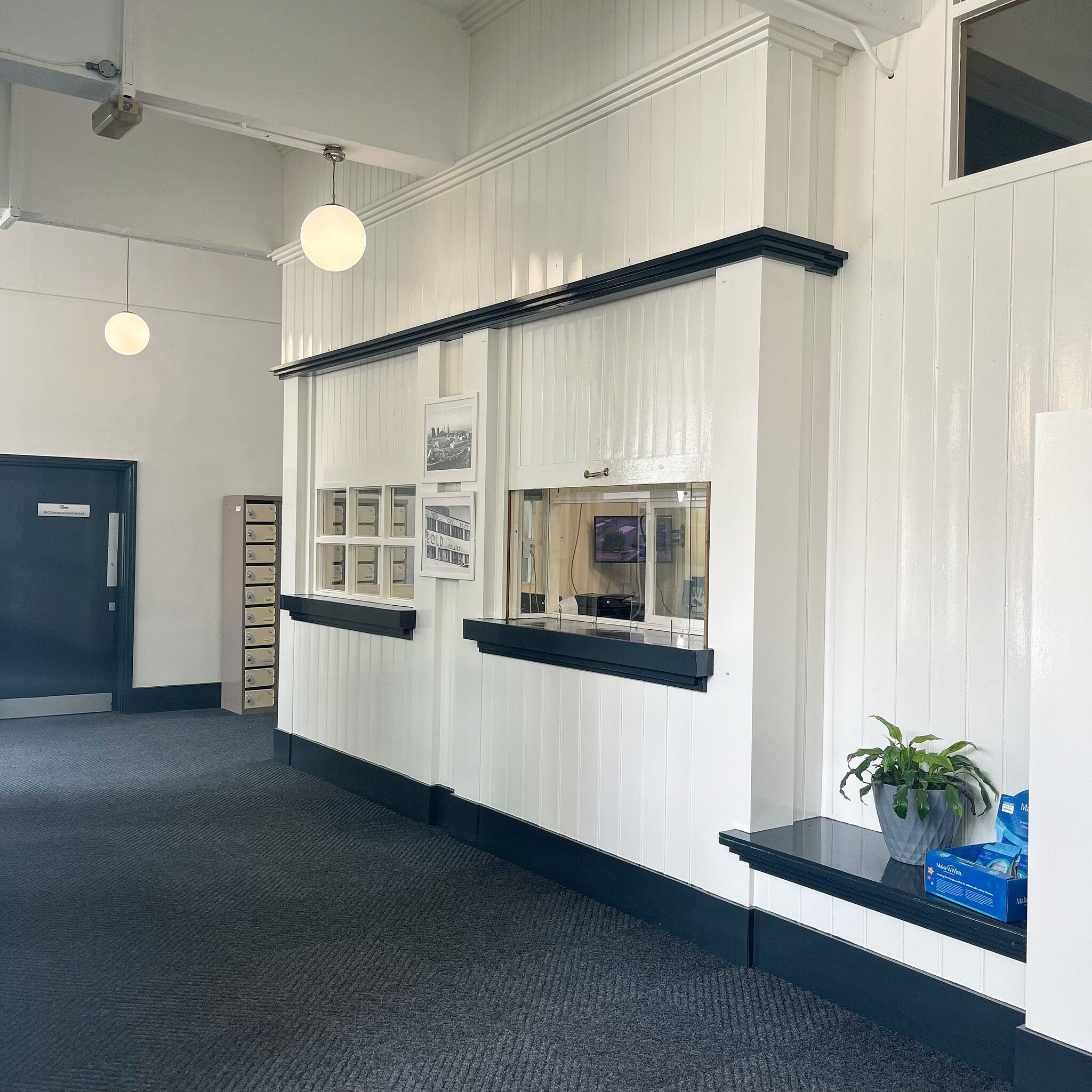 Bold Ln, St Helens for lease Lobby- Image 1 of 4