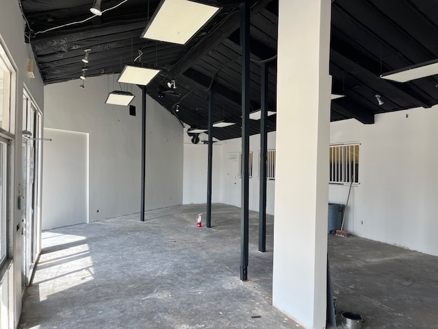 2708-2716 Via Cascadita, San Clemente, CA for lease - Building Photo - Image 3 of 7