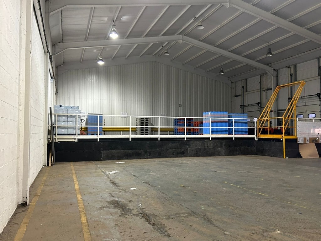 Rashs Green Grn, Dereham for lease Interior Photo- Image 1 of 3