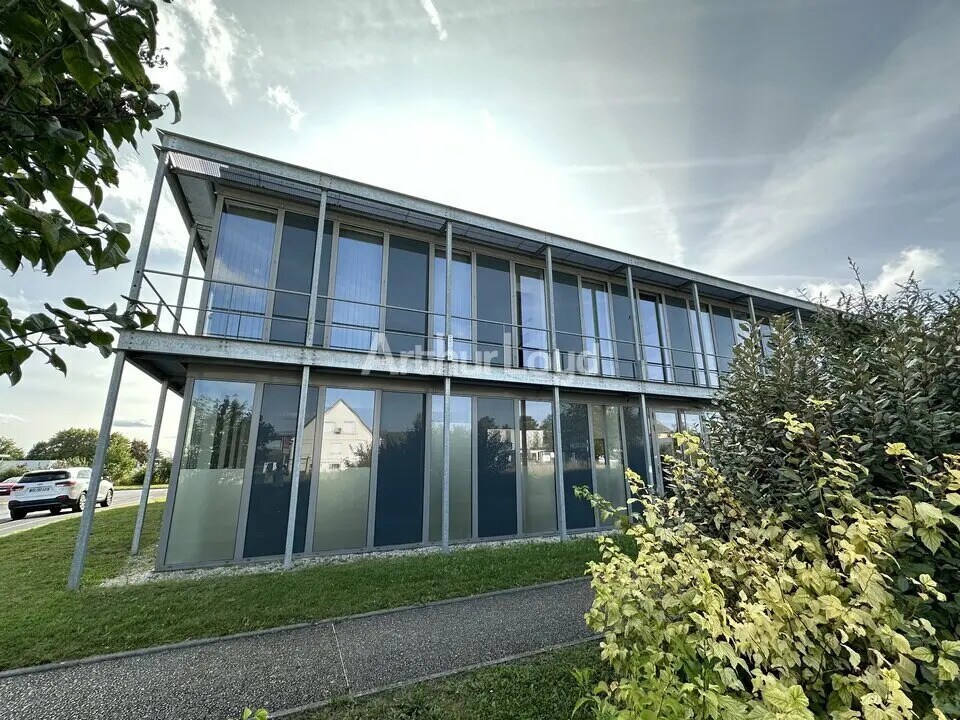 Office in Reims for lease Building Photo- Image 1 of 6