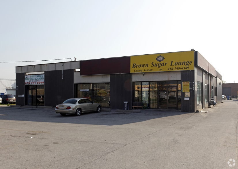 1327-1329 Martin Grove Rd, Toronto, ON for sale - Primary Photo - Image 1 of 1