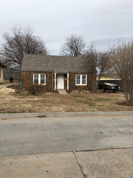 1109 NW 49th St, Oklahoma City, OK for sale - Building Photo - Image 1 of 1