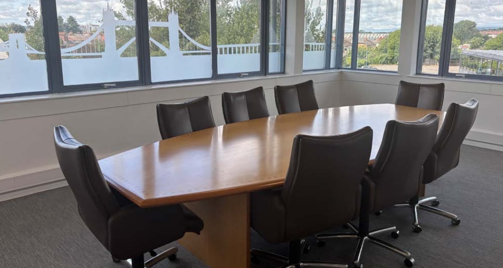 2 Fford Pengam, Cardiff for lease Interior Photo- Image 1 of 4