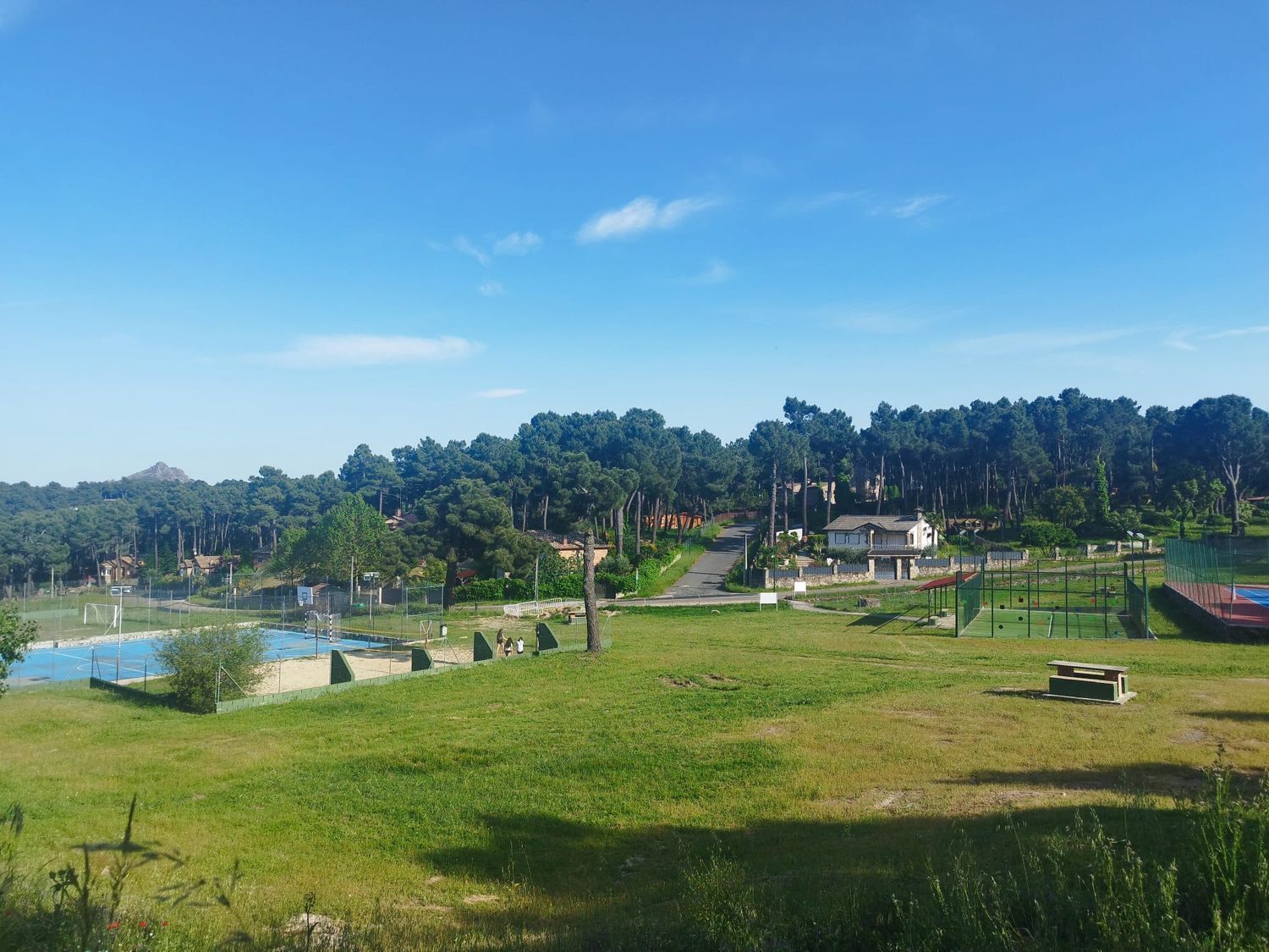 Calle de Coruña, 919, Cadalso de los Vidrios, Madrid for sale Building Photo- Image 1 of 23