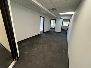 12400-12460 W 62nd Ter, Shawnee, KS for lease Building Photo- Image 1 of 5