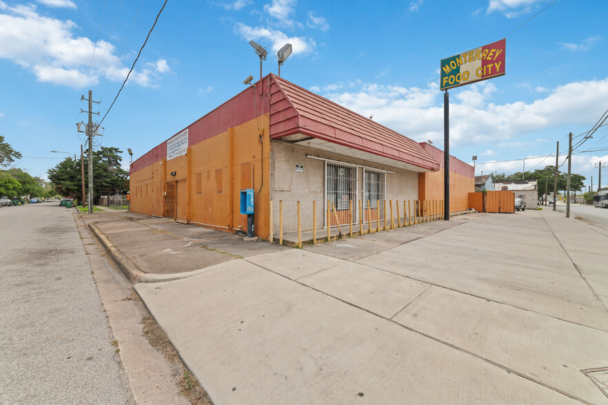 1906 Chapman St, Houston, TX for sale - Building Photo - Image 1 of 25