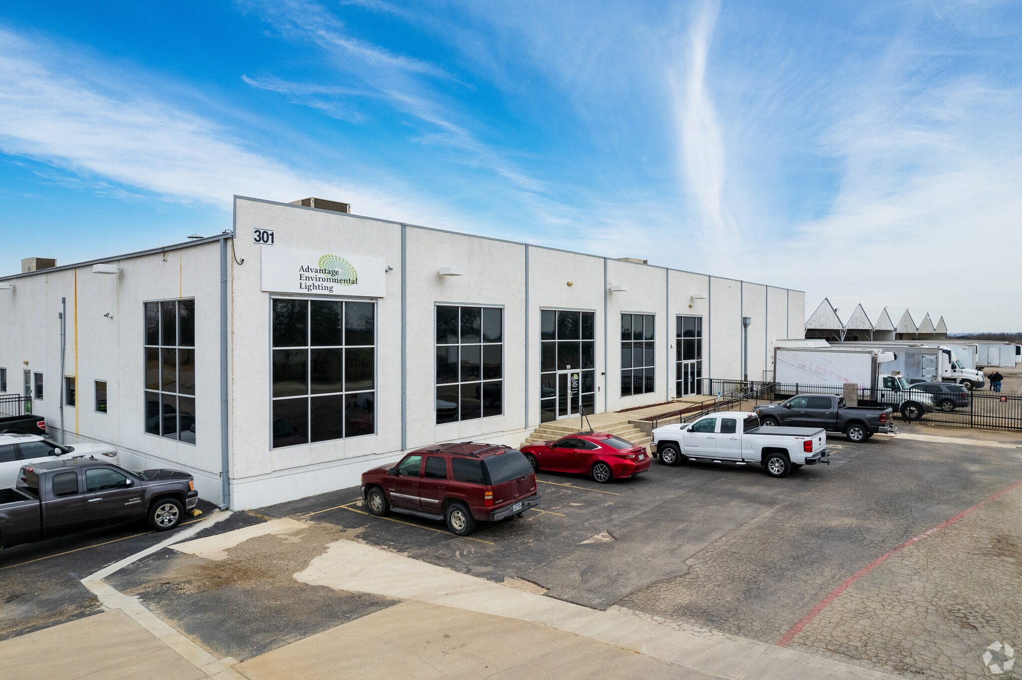 301 E Risinger Rd, Fort Worth, TX for lease Building Photo- Image 1 of 8