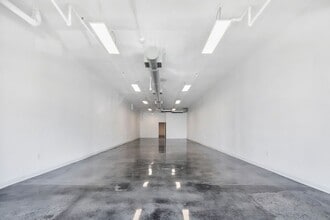 5166-5190 Atlantic Ave, Long Beach, CA for lease Building Photo- Image 2 of 3