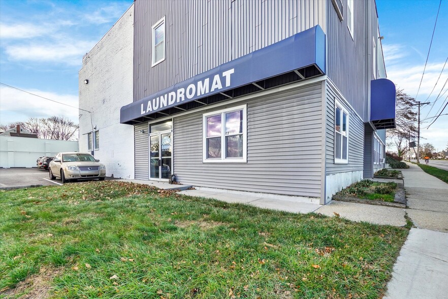 1638 E Market St, York, PA for sale - Building Photo - Image 3 of 20