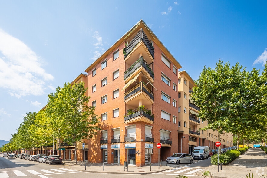 Multifamily in Mollet del Vallès, Barcelona for sale - Building Photo - Image 2 of 2