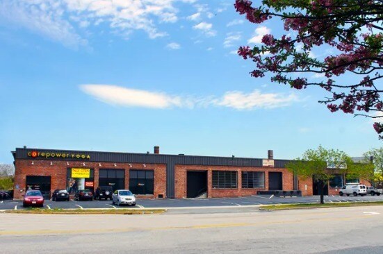 312-326 Mystic Ave, Medford, MA for lease - Building Photo - Image 2 of 8