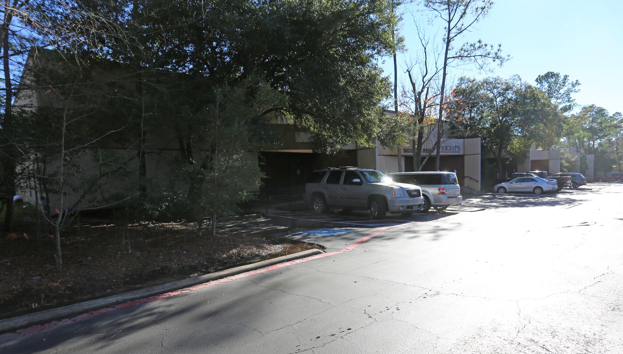 2407 Timberloch Pl, The Woodlands, TX for sale Primary Photo- Image 1 of 1