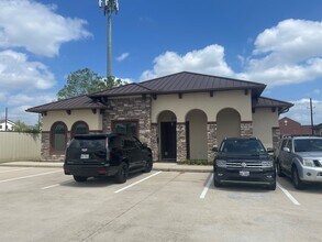 12807 Haynes Rd, Houston, TX for lease Building Photo- Image 1 of 10