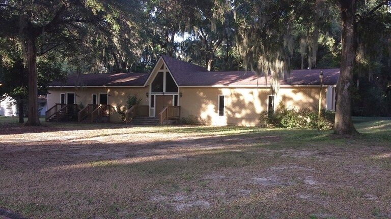1607 Lithia Pinecrest Rd, Brandon, FL for sale Primary Photo- Image 1 of 1