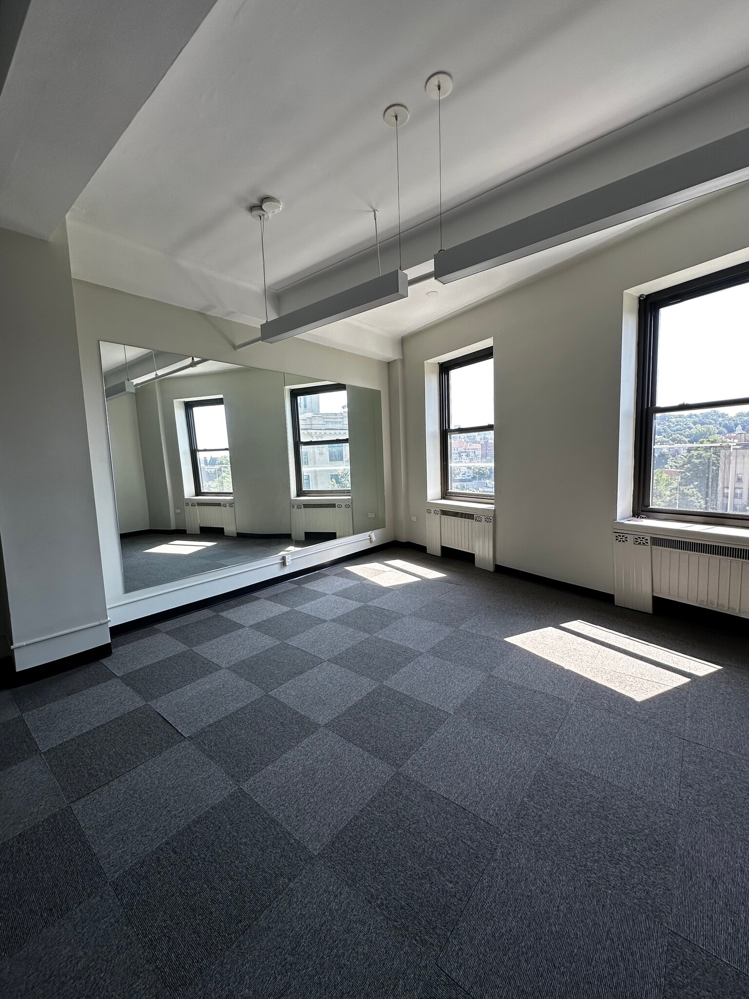 20 S Broadway, Yonkers, NY for lease Building Photo- Image 1 of 7