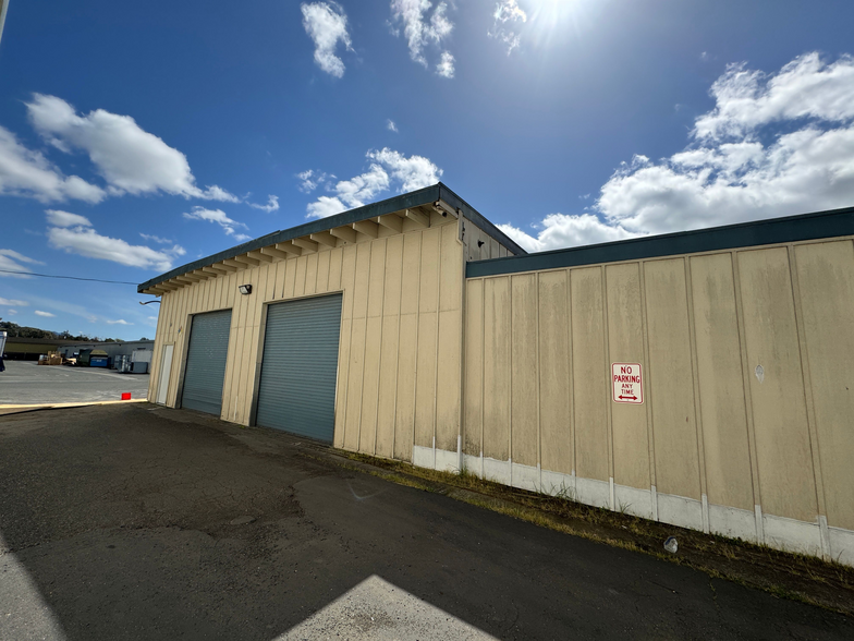 1042 Hopper Ave, Santa Rosa, CA for lease - Building Photo - Image 1 of 4