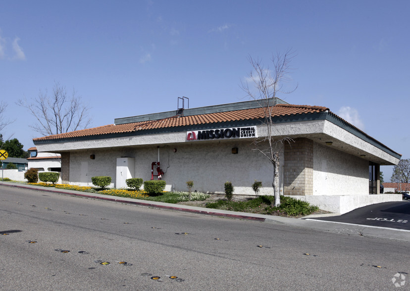 802-890 Jackman St, El Cajon, CA for lease - Building Photo - Image 2 of 6