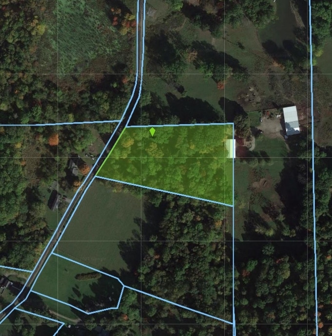 1142 Wampum New Galilee Rd, New Galilee, PA 16141