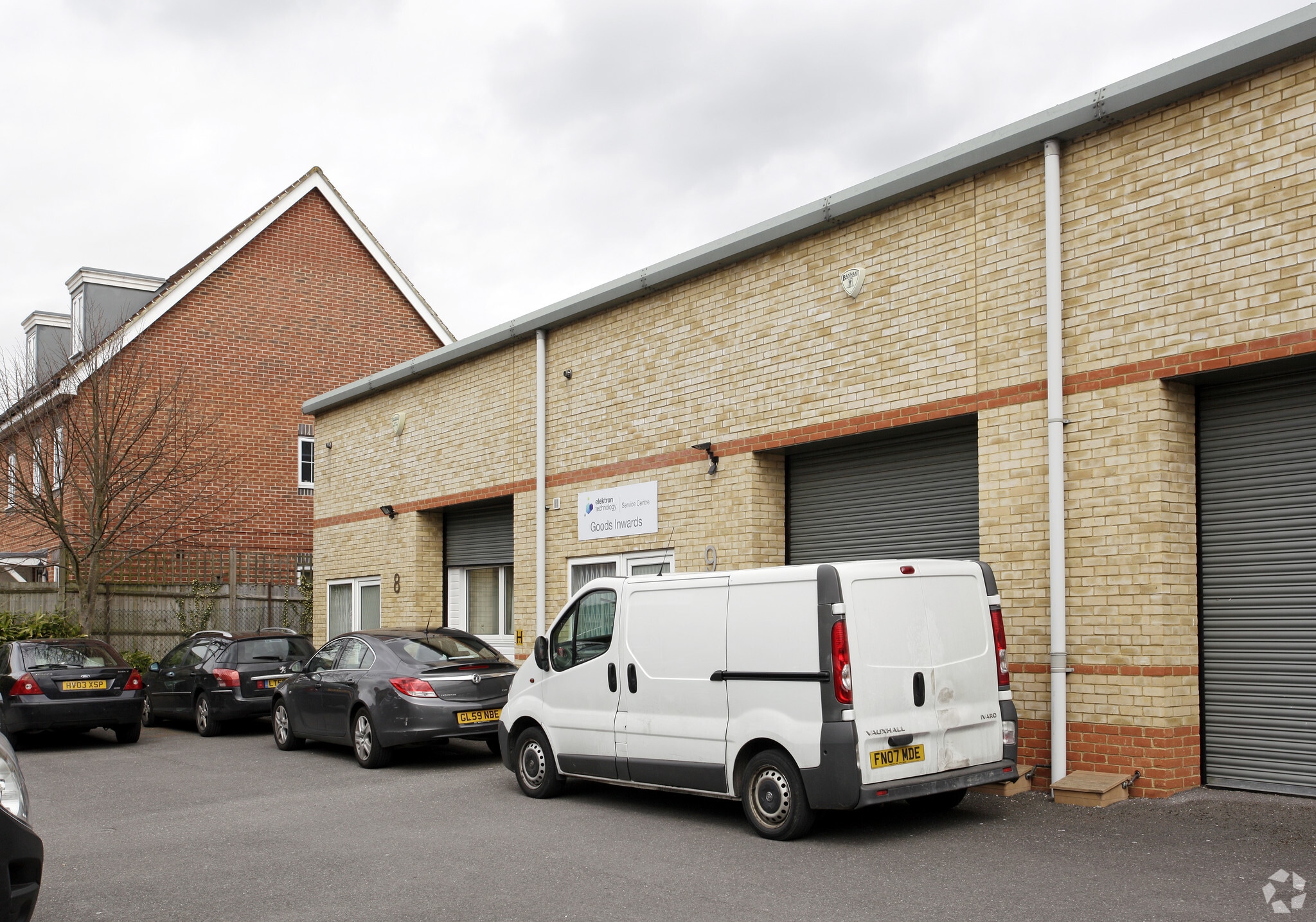 Swan Ln, Sandhurst for lease Primary Photo- Image 1 of 4