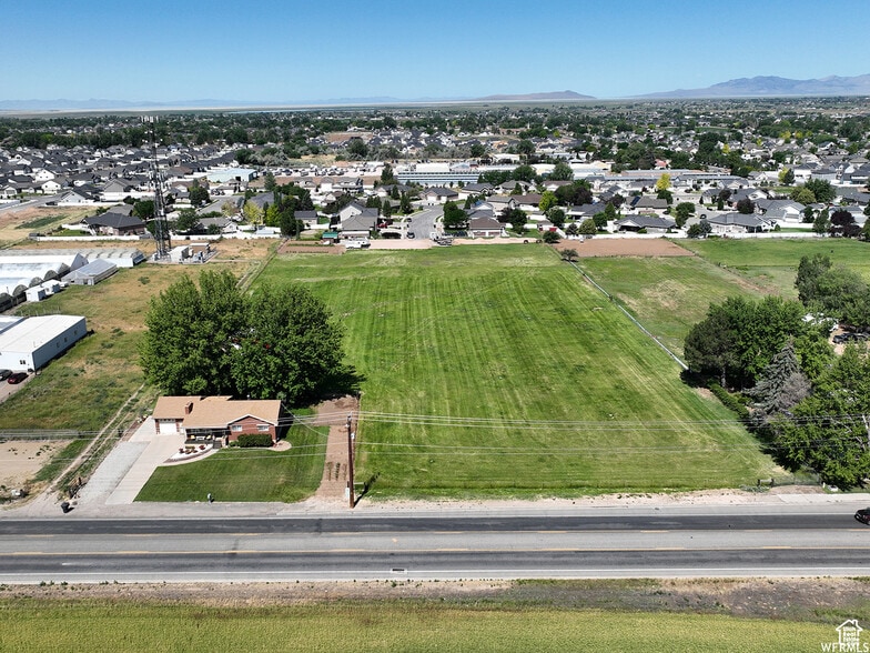 1145 2000 w, Clinton, UT for sale - Primary Photo - Image 1 of 6