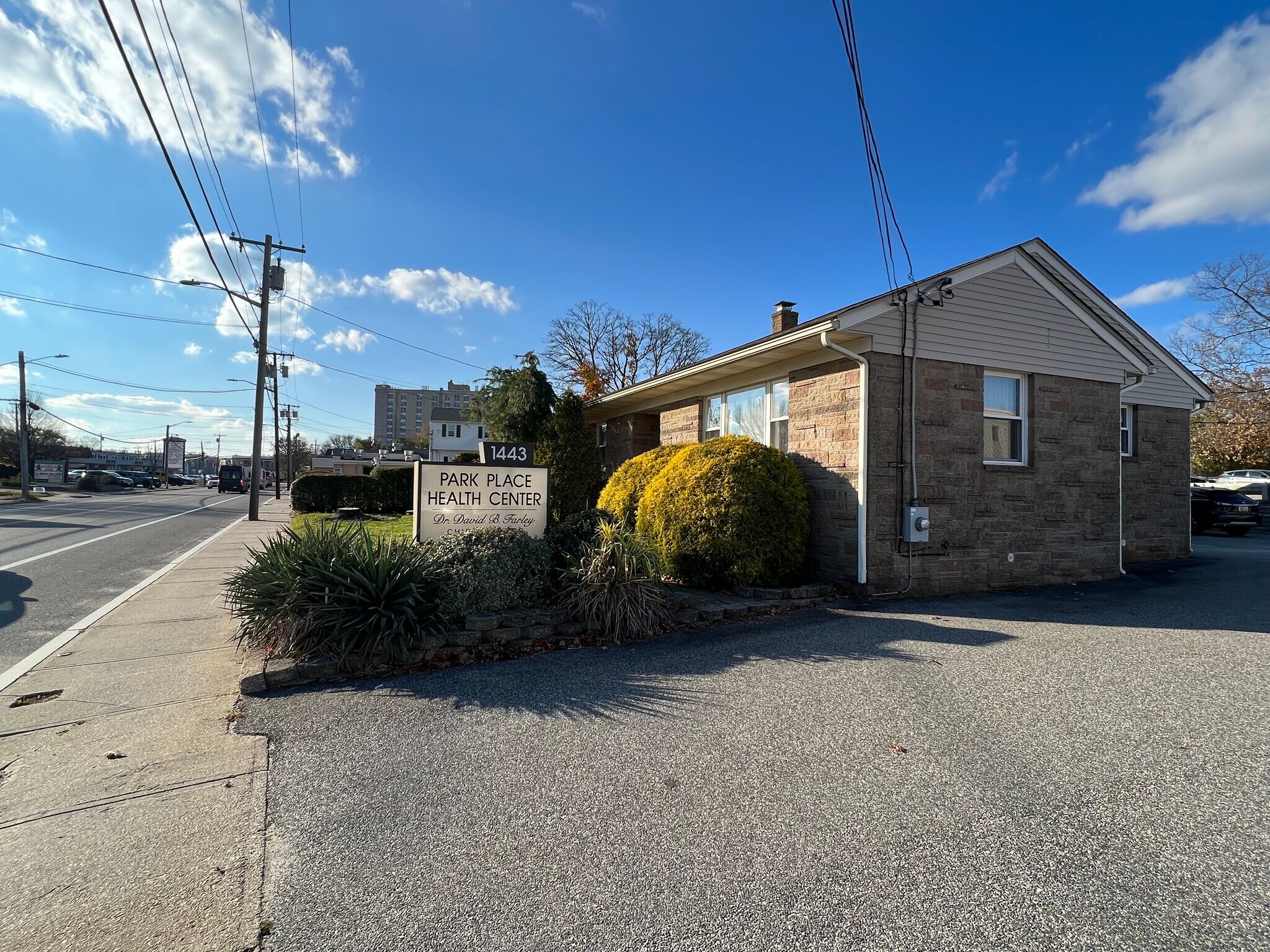 1443 Park Ave, Cranston, RI 02920 Park Place Health Center