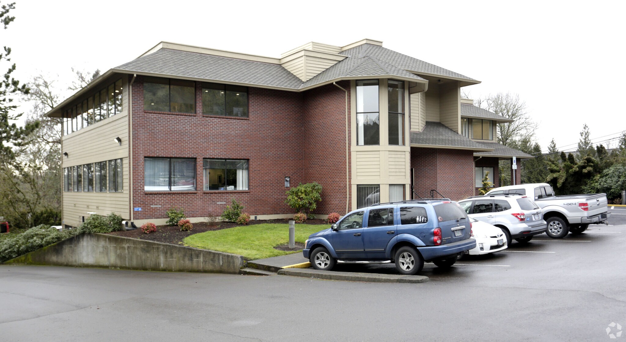 18676 Willamette Dr, West Linn, OR for sale Primary Photo- Image 1 of 1