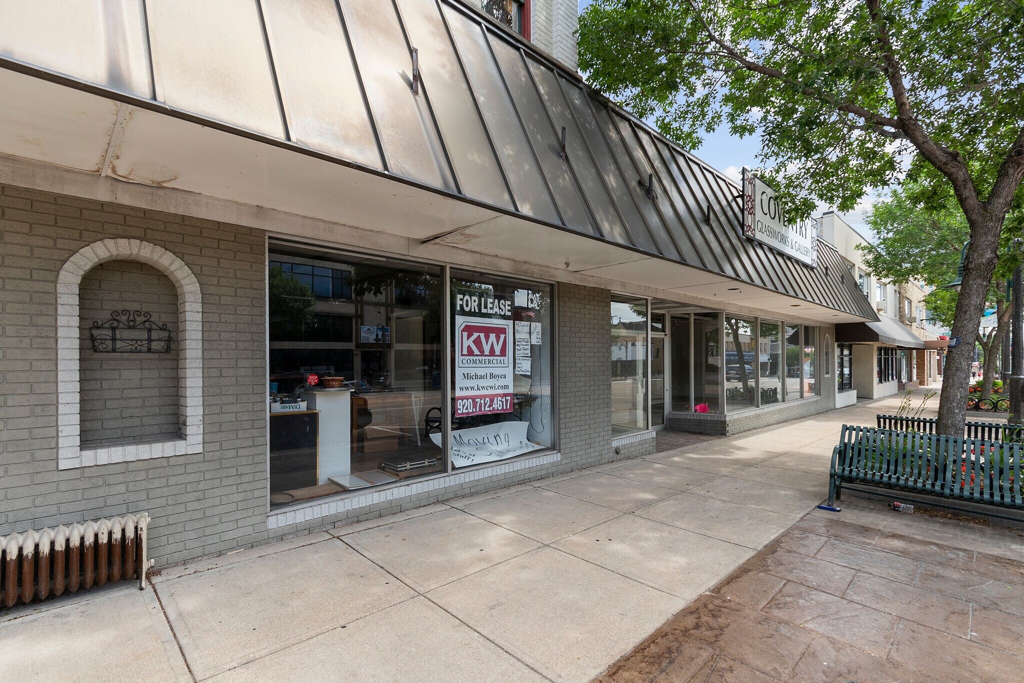 516 W College Ave, Appleton, WI 54911 OfficeRetail for Lease