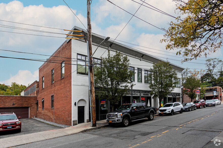 7 W Broad St, Mount Vernon, NY for lease - Building Photo - Image 2 of 5