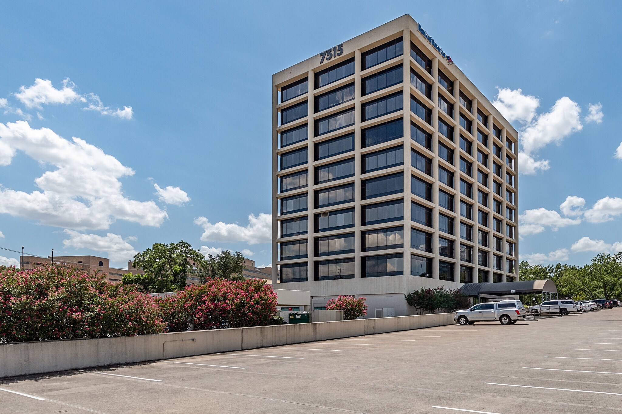 7515 Greenville Ave, Dallas, TX 75231 Office for Lease