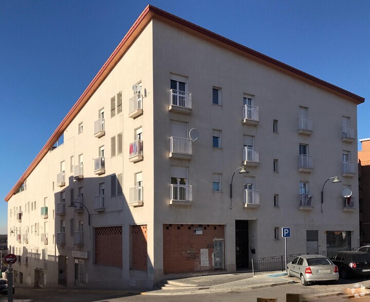 Calle Santa Teresa, 3, Arganda del Rey, Madrid for sale - Primary Photo - Image 1 of 2