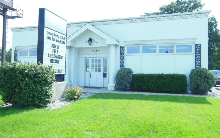 5475 Broadway Ave, Merrillville, IN 46410