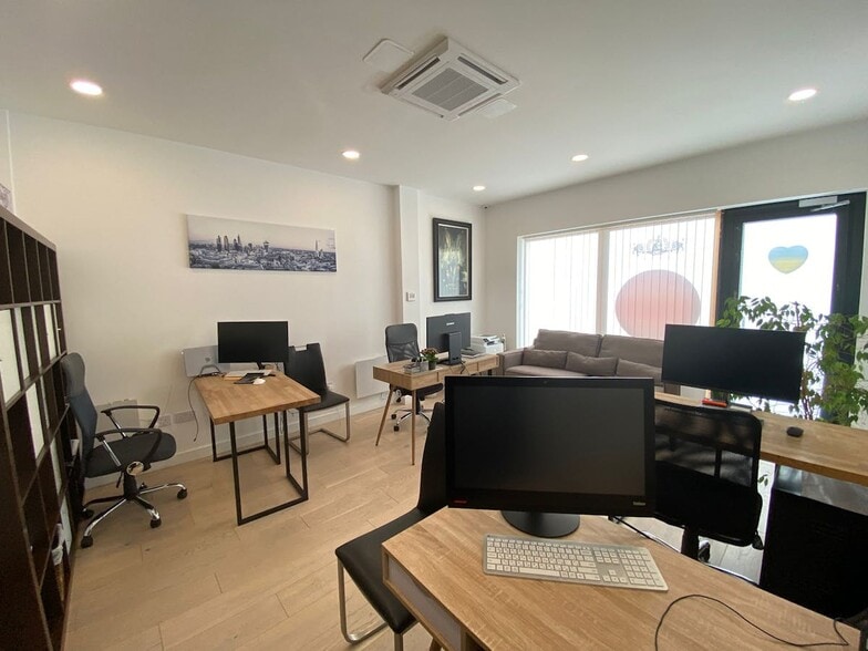 50 Leytonstone Rd, London for lease - Interior Photo - Image 3 of 3