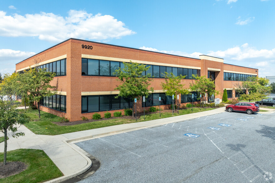 9920 Franklin Square Dr, Nottingham, MD for lease - Building Photo - Image 1 of 27