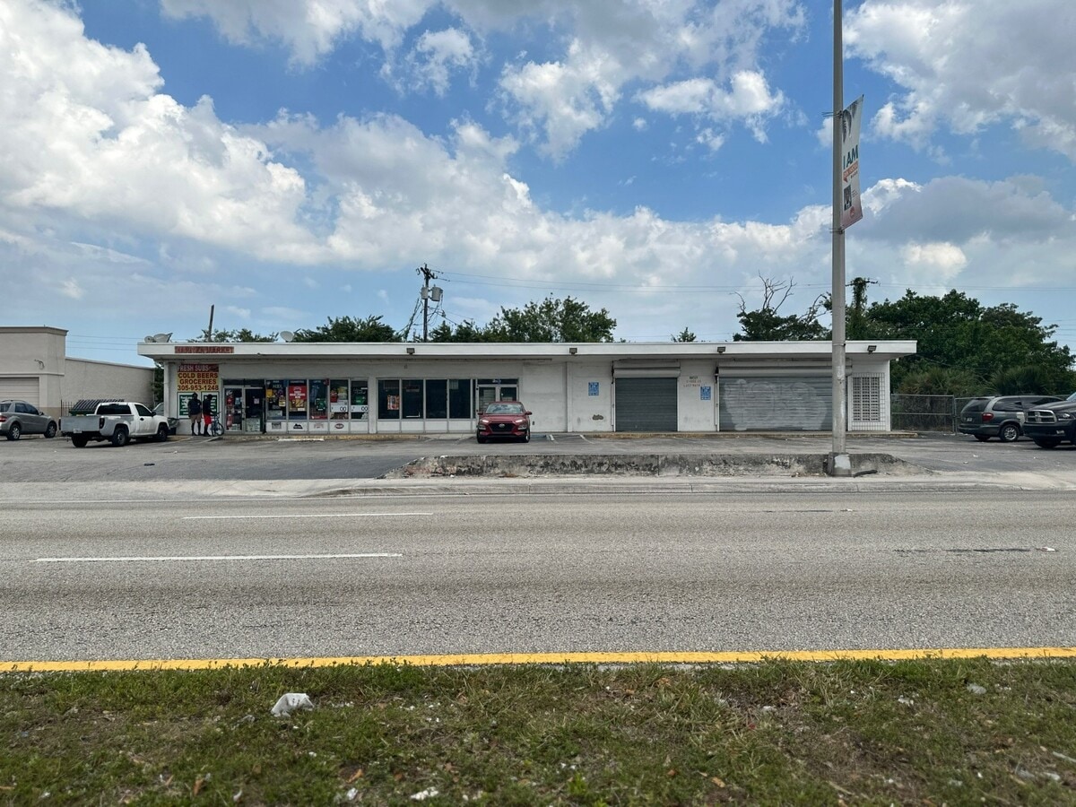 14561 NW 27th Ave, Opa Locka, FL 33054