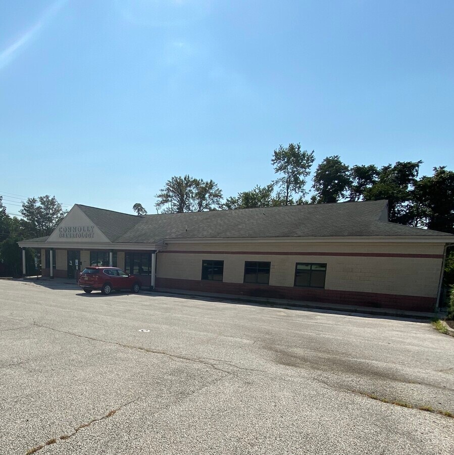 2099 New Albany Rd, Cinnaminson, NJ 08077