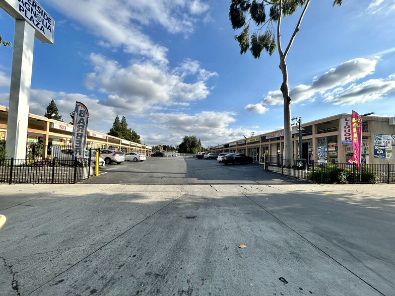 9234-9252 Magnolia Ave, Riverside, CA for lease - Building Photo - Image 1 of 8