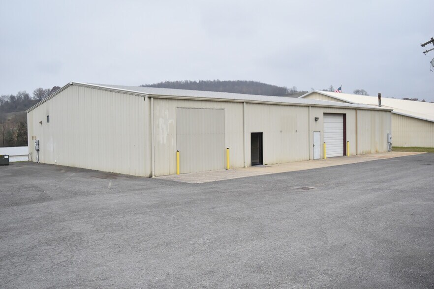 827 Greenbag Rd, Morgantown, WV for sale - Primary Photo - Image 1 of 1