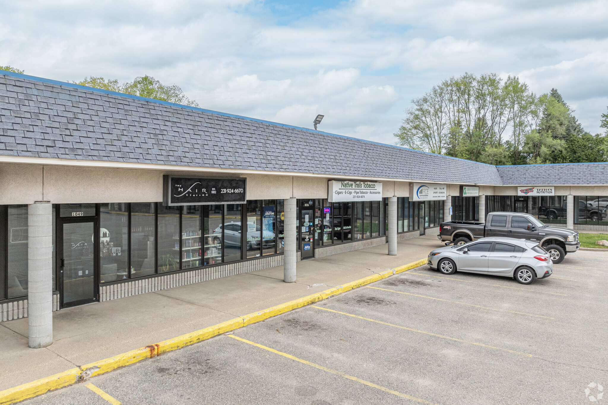 1015-1043 W Main St, Fremont, MI for lease Building Photo- Image 1 of 5