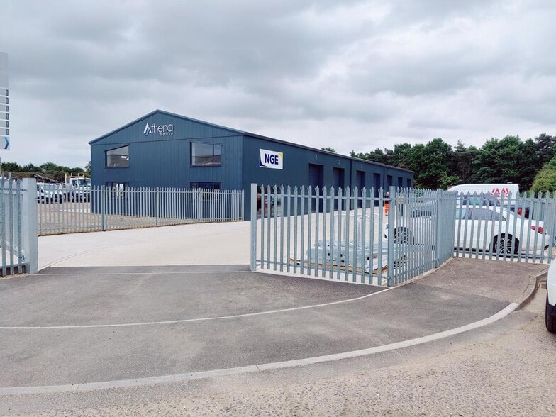 Greens Rd, Dereham for lease - Primary Photo - Image 1 of 4