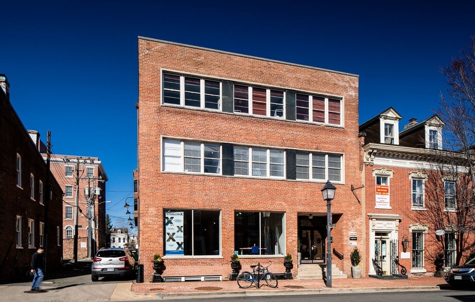 113 S Columbus St, Alexandria, VA for lease - Building Photo - Image 1 of 3