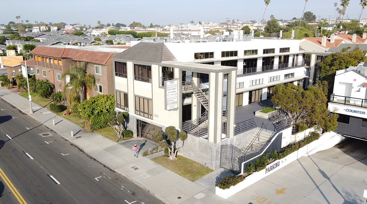 220 S Pacific Coast Hwy, Redondo Beach, CA for sale Building Photo- Image 1 of 42