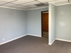 700 N Pacific Coast Hwy, Redondo Beach, CA for lease Interior Photo- Image 2 of 3