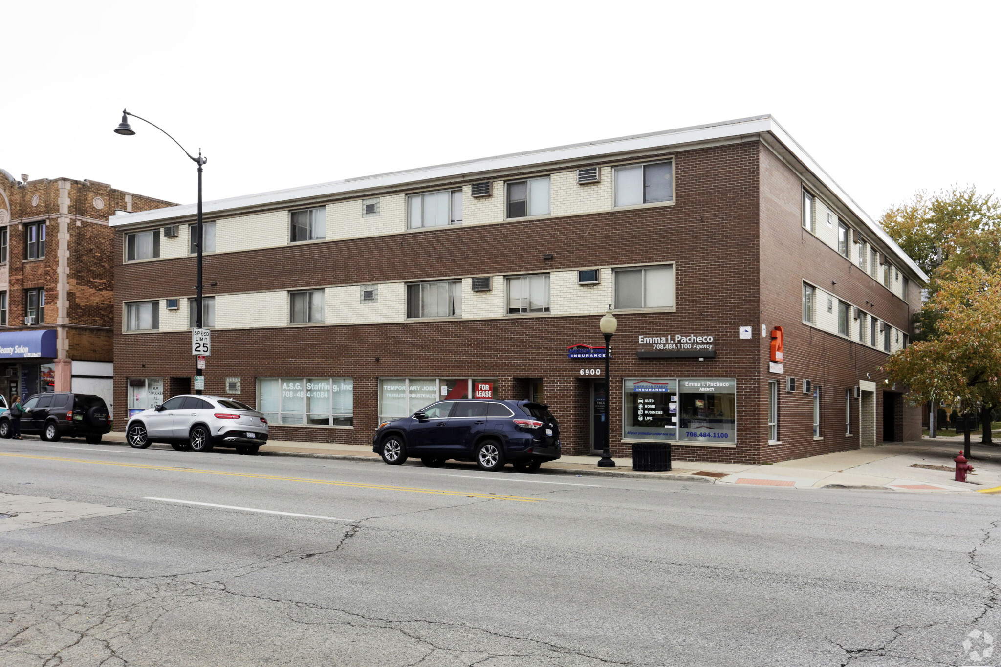 6900 Cermak Rd, Berwyn, IL for sale Primary Photo- Image 1 of 1