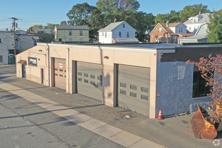 55-57 Washington Ave, Nutley, NJ for lease - Primary Photo - Image 1 of 16