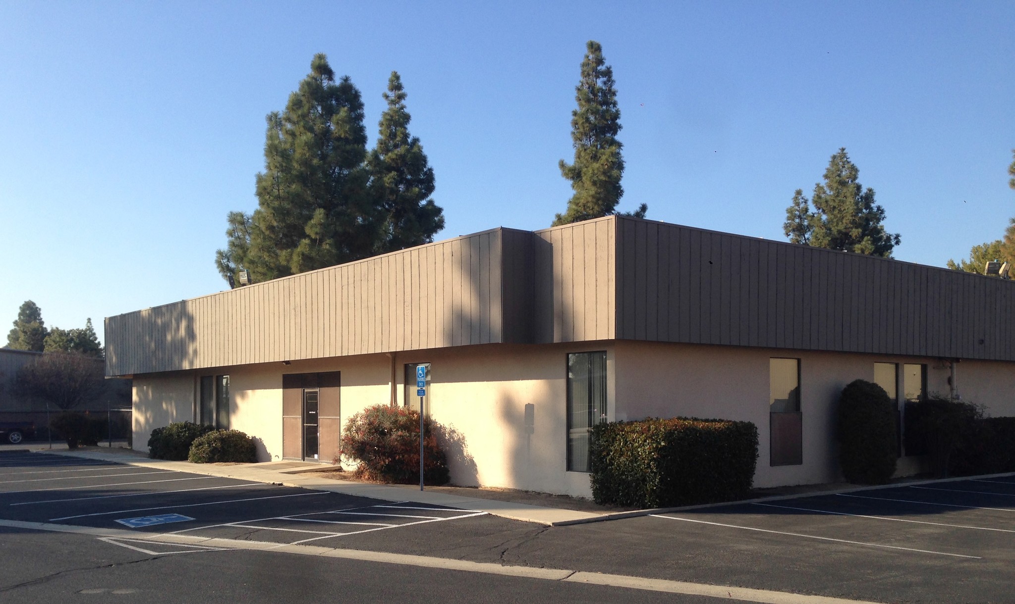 2788 & 2794 N Larkin Avenue - Fresno, CA for Sale | LoopNet