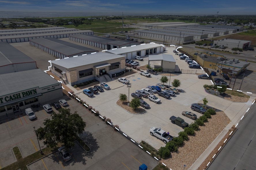 1409 Waldron Rd, Corpus Christi, TX for sale - Primary Photo - Image 1 of 6