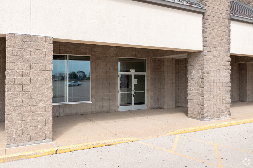 3422-3564 Court St, Pekin, IL for lease - Building Photo - Image 3 of 9